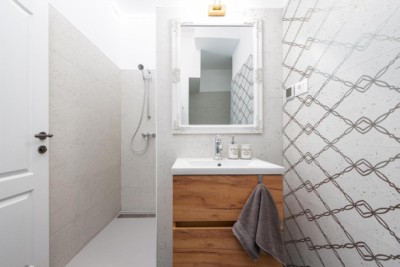 Angulus Apartman